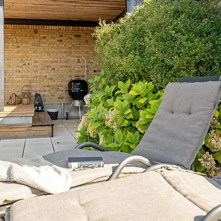 Villum - 700m From The Sea By Interhome *